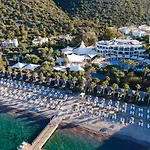 Resort Latanya Park 4*