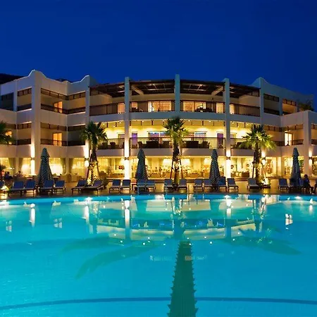 Latanya Park Yaliciftlik