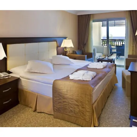 Latanya Park Resort