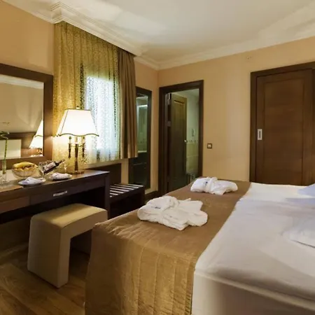 Latanya Park Feriested 4*