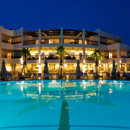 Latanya Park 4* Yalıçiftlik