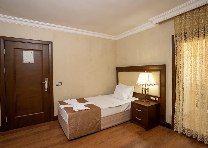 Resort Latanya Park Yalıçiftlik