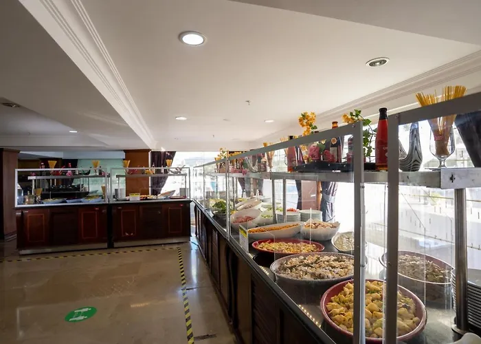 Курортный комплекс Latanya Park 4*