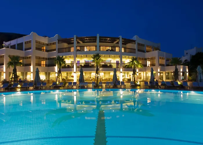 Latanya Park Yaliciftlik