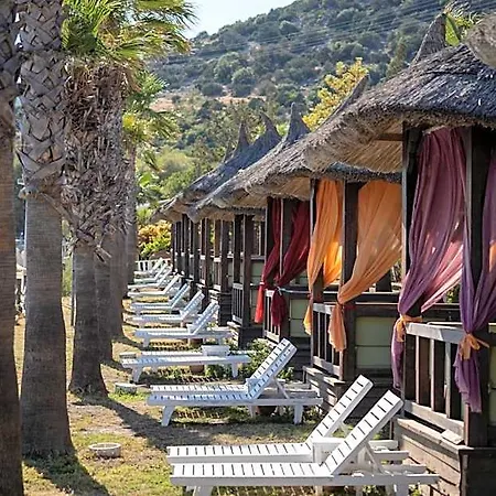Feriested Latanya Park Yalıçiftlik