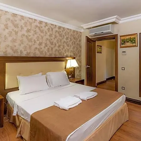 Latanya Park Feriested 4*