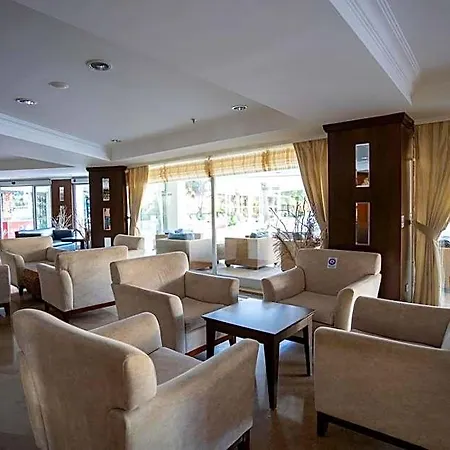 Latanya Park Yalıçiftlik