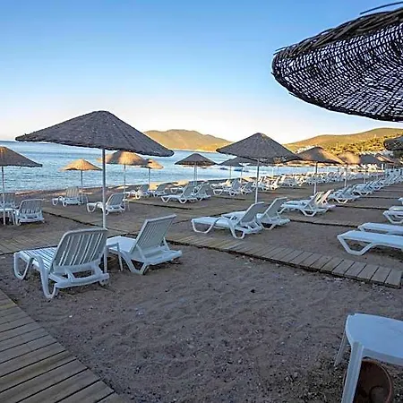 Feriested Latanya Park 4*