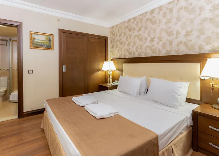 Semesteranläggning (resort) Latanya Park 4*